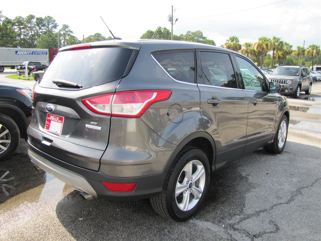 2015 Ford Escape - $7,995
