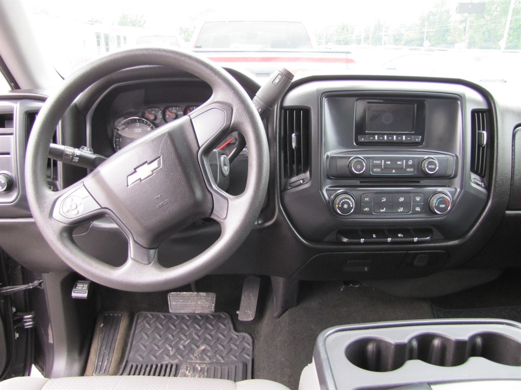 2014 Chevrolet Silverado 1500 - $15,995