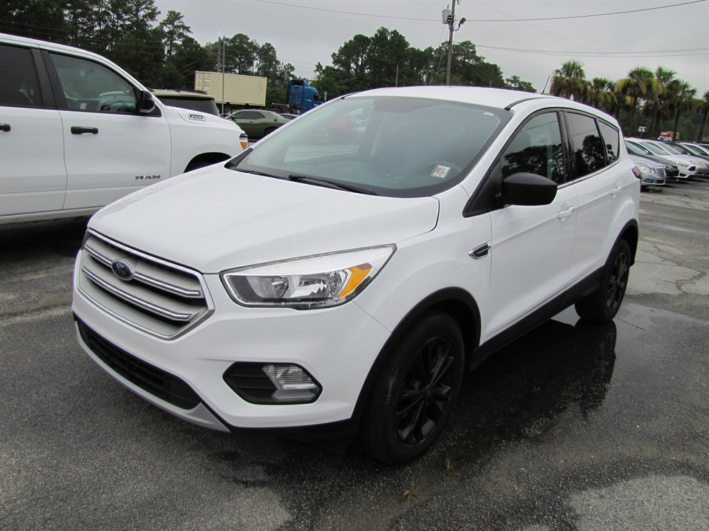 2019 Ford Escape - $9,995