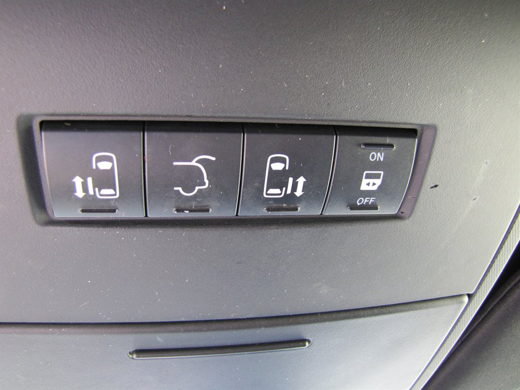 2019 Dodge Grand Caravan - $8,995