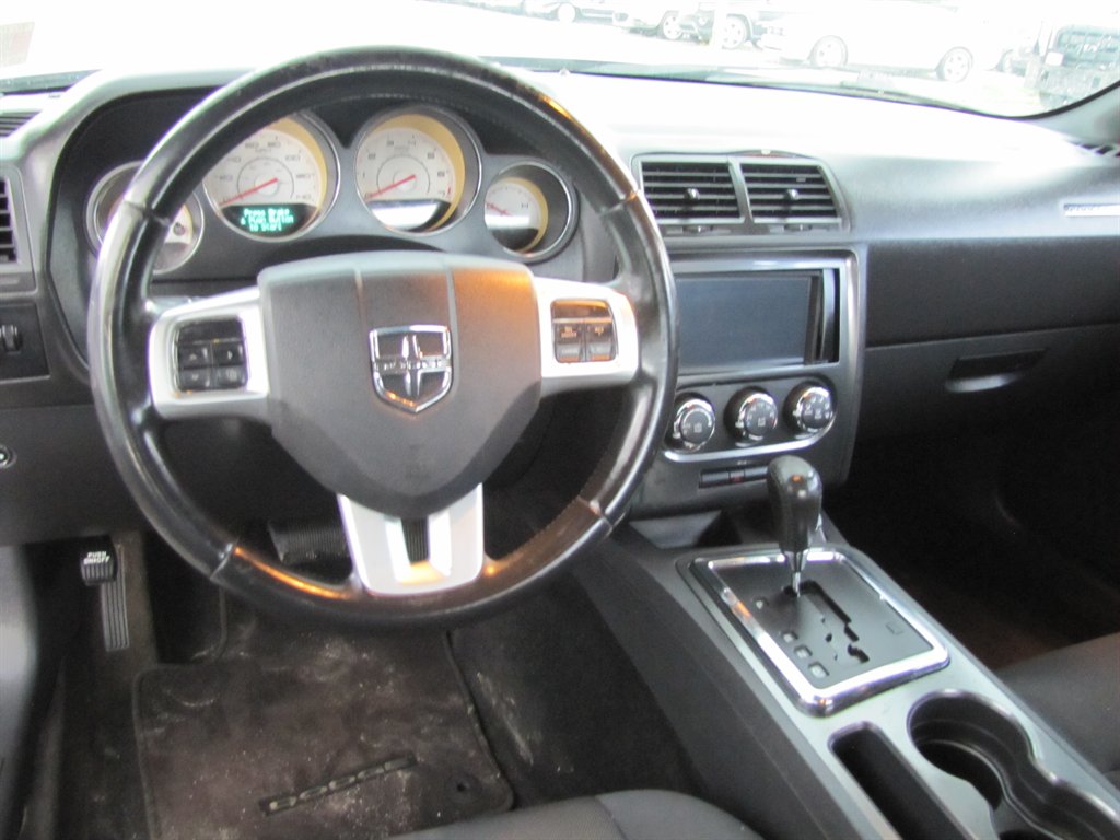 2011 Dodge Challenger - $11,995