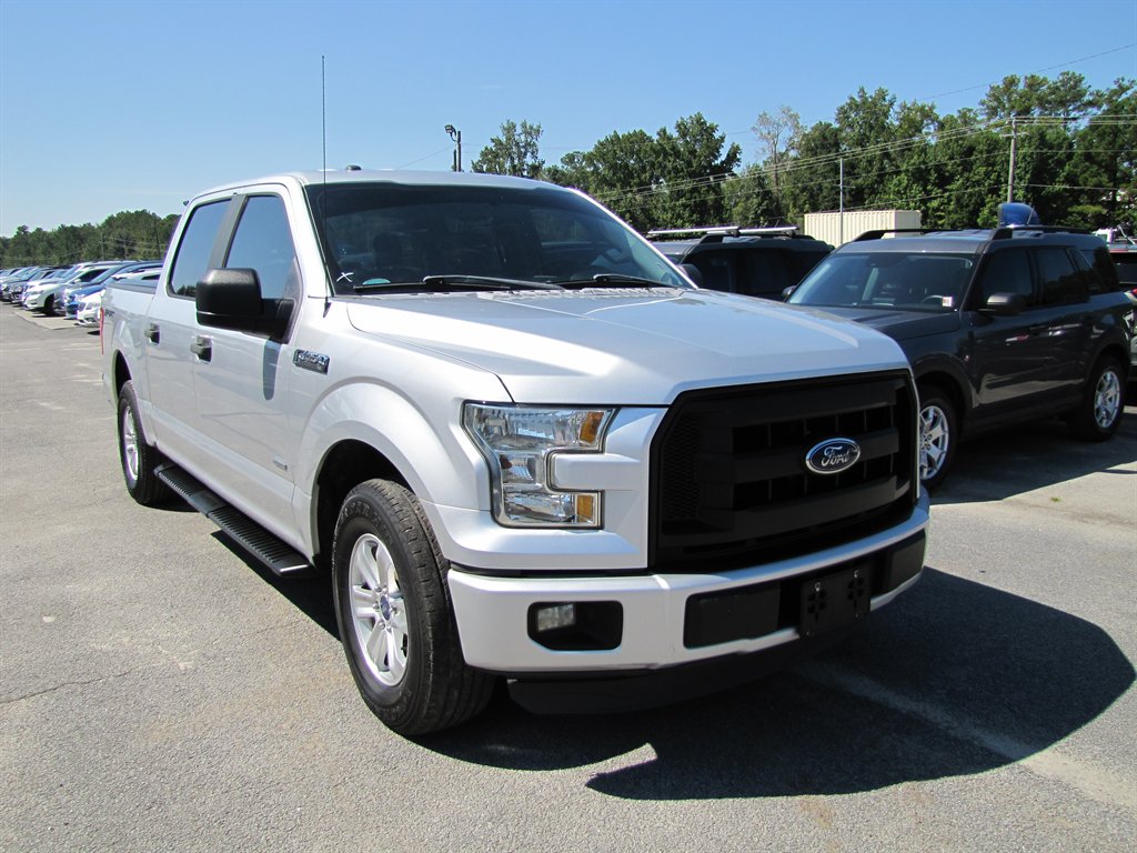 2015 Ford F-150 - $14,995