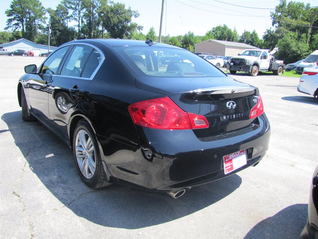 2013 INFINITI G - $10,995