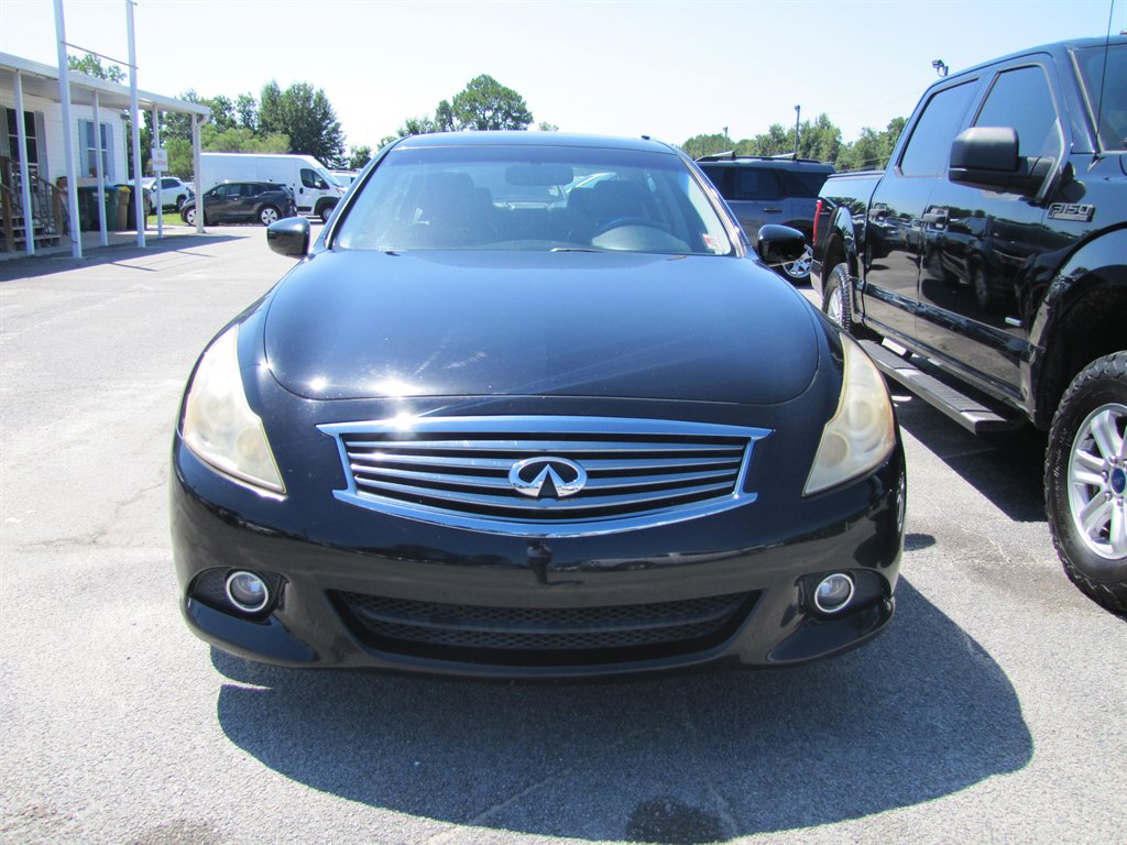 2013 INFINITI G - $10,995