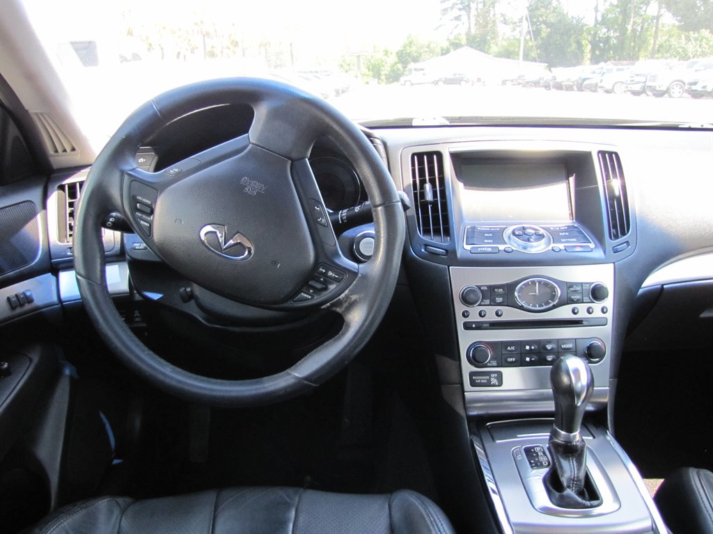 2013 INFINITI G - $10,995