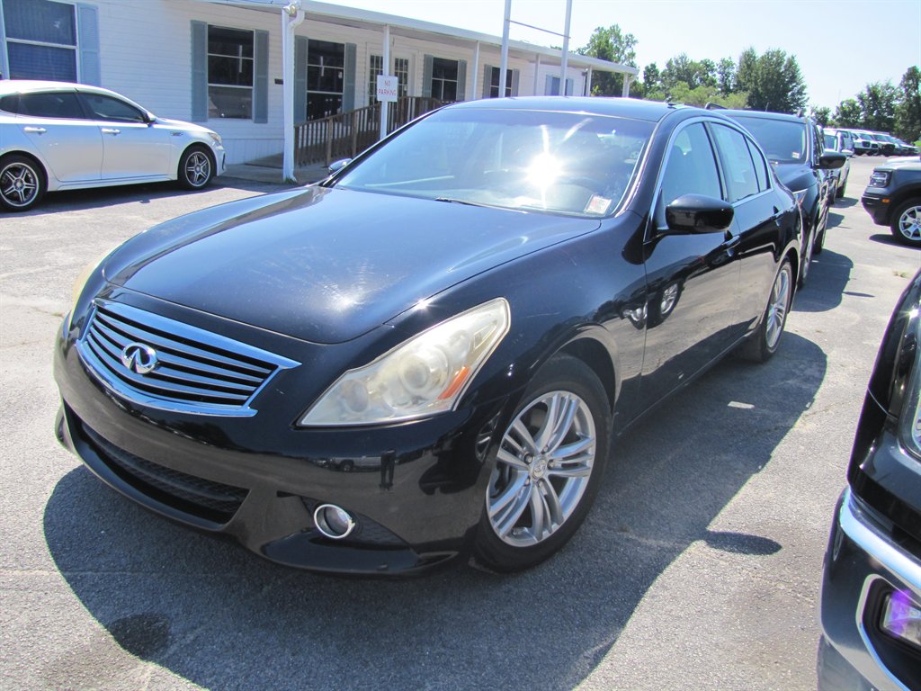 2013 INFINITI G - $10,995
