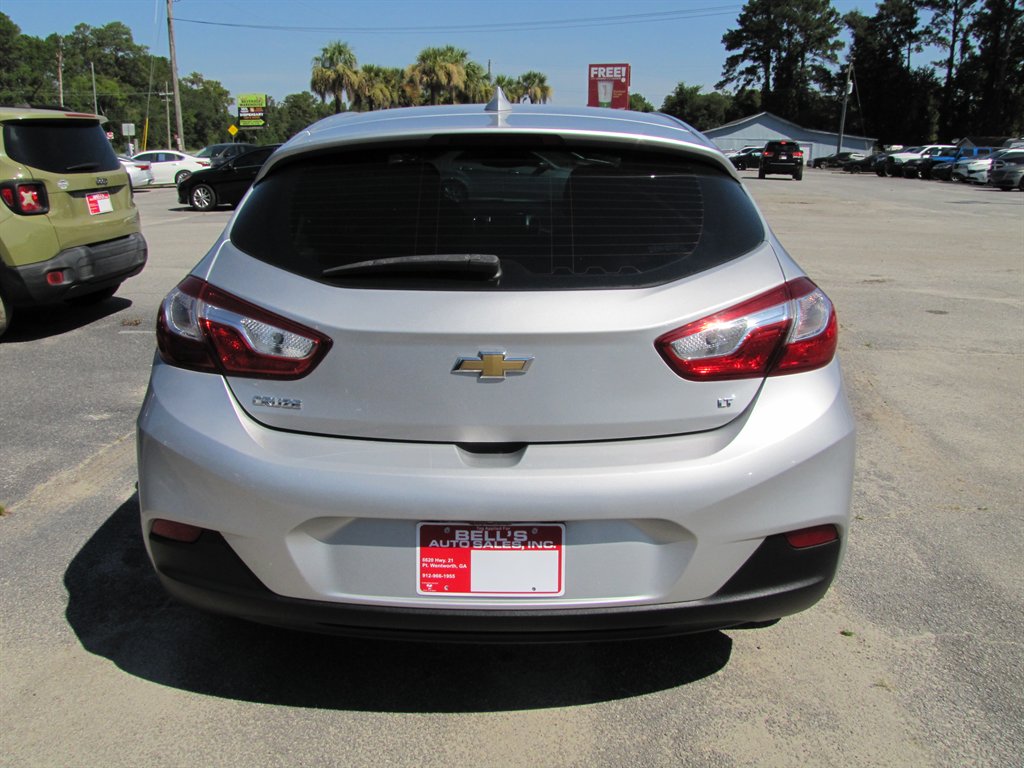 2019 Chevrolet Cruze - $8,995