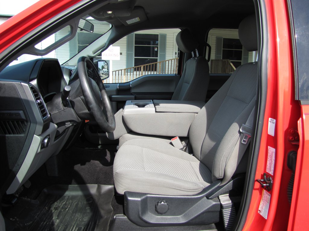 2017 Ford F-150 - $14,995