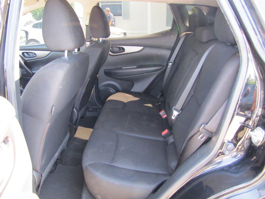 2019 Nissan Rogue - $9,995
