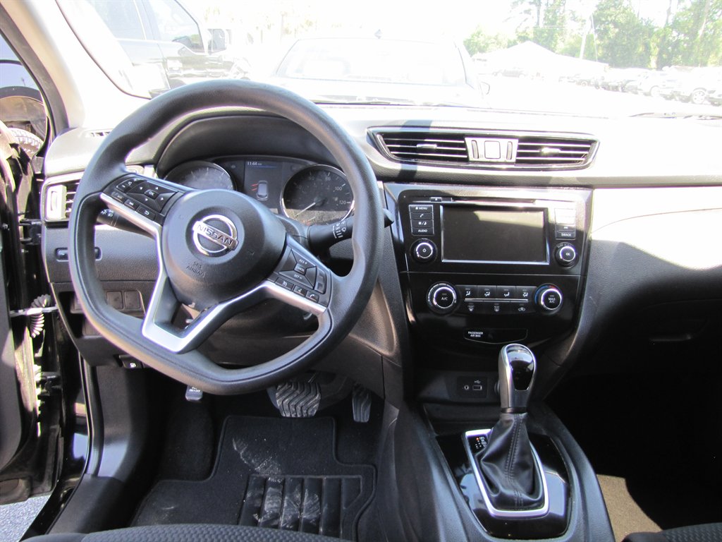 2019 Nissan Rogue - $9,995