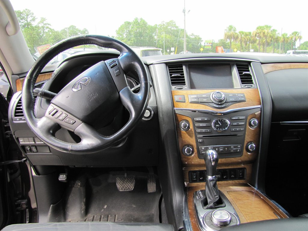 2014 INFINITI QX80 - $10,995