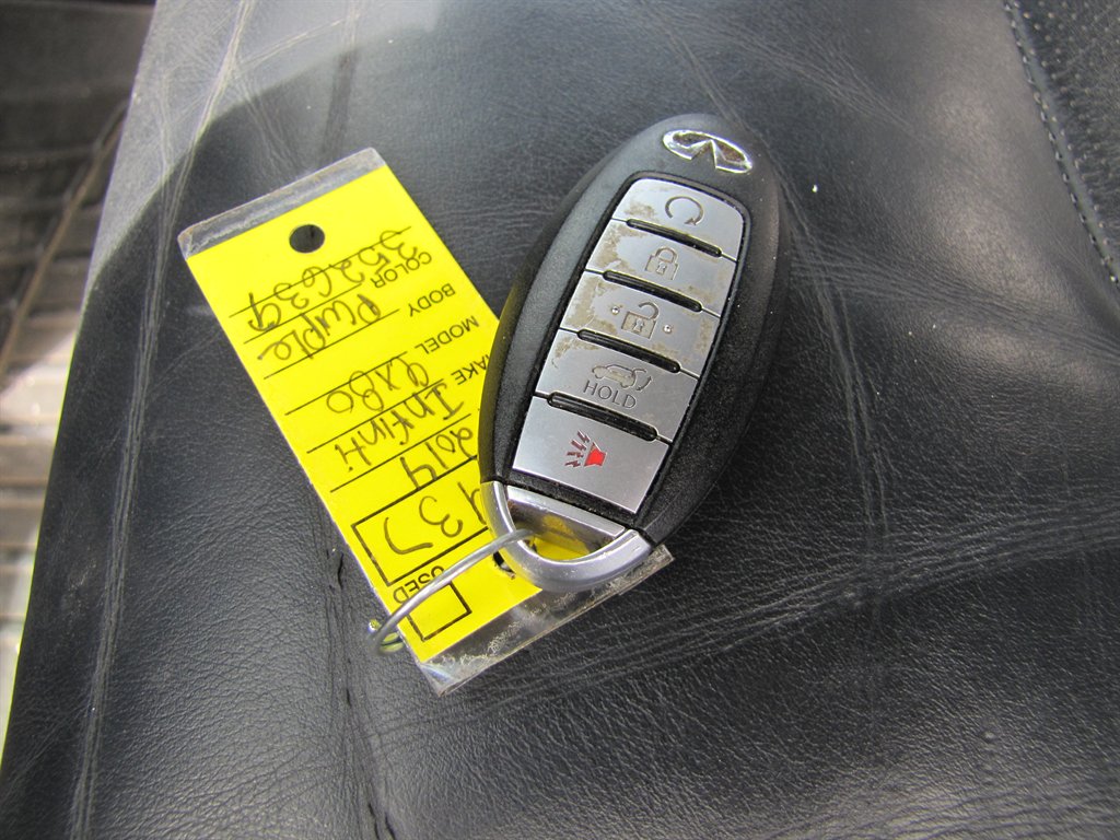 2014 INFINITI QX80 - $10,995