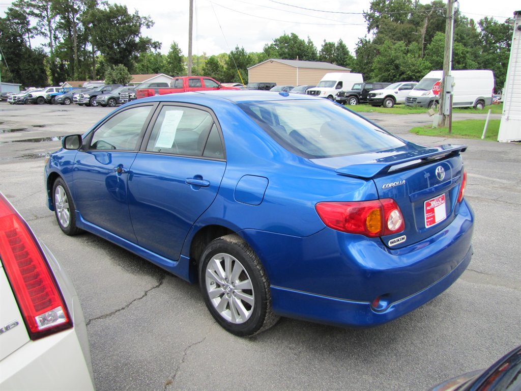 2009 Toyota Corolla - $8,995