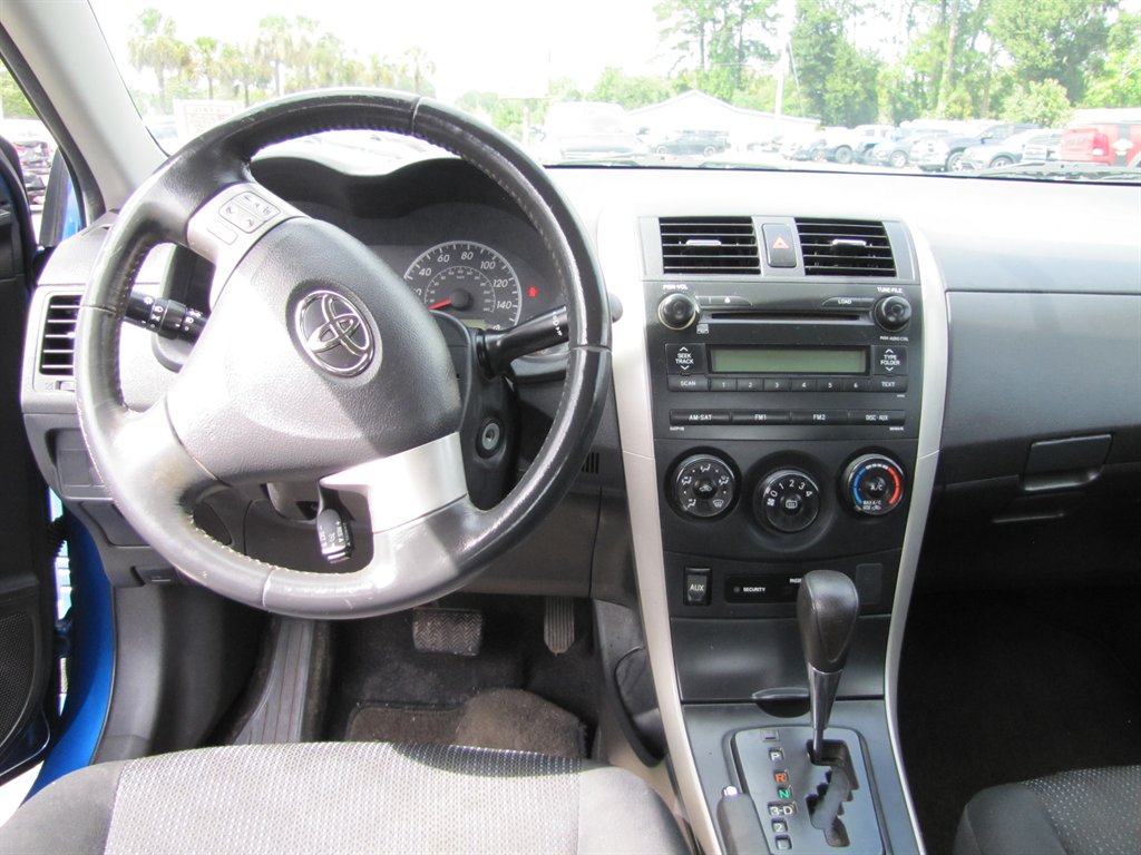 2009 Toyota Corolla - $8,995