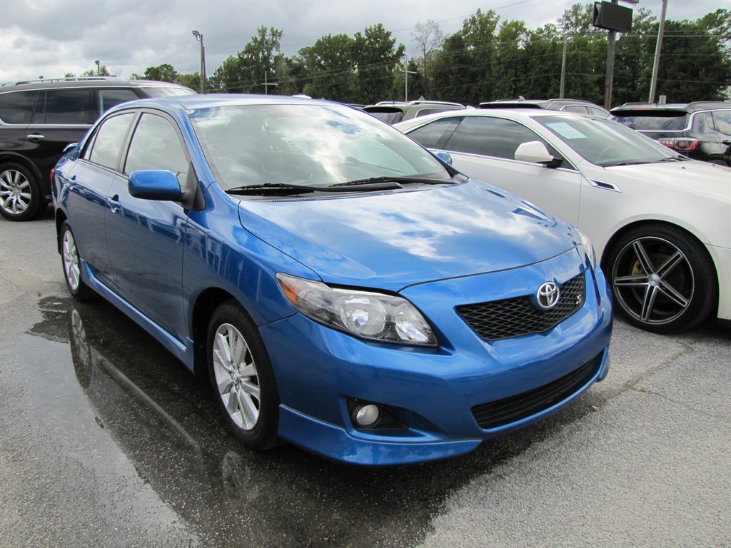 2009 Toyota Corolla - $8,995