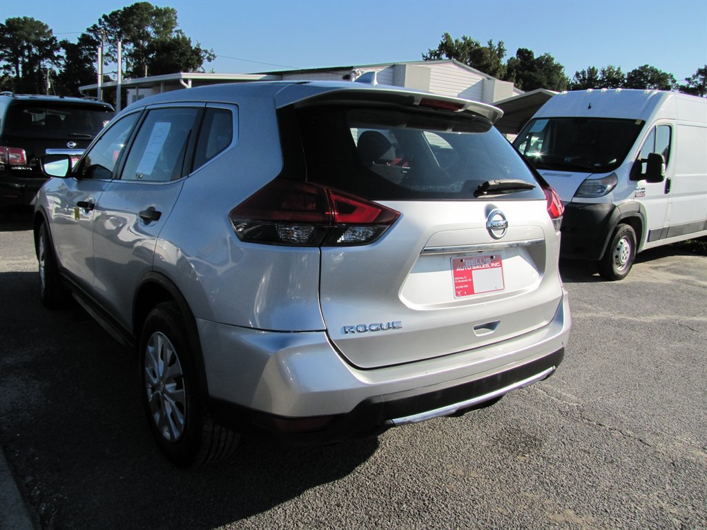 2020 Nissan Rogue - $11,995
