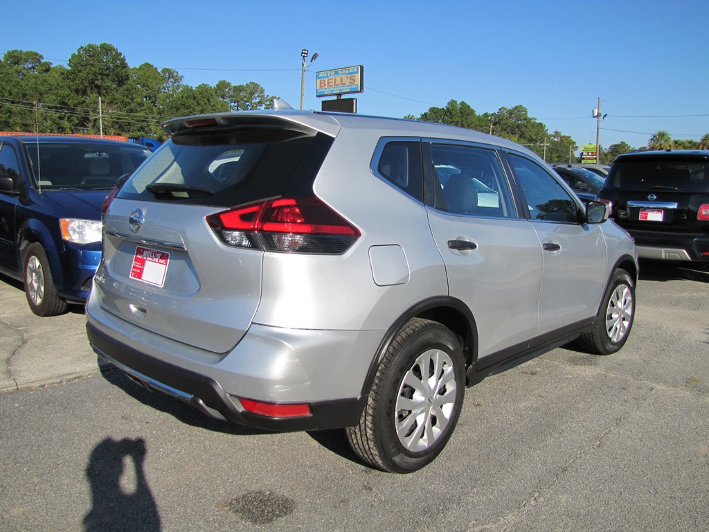 2020 Nissan Rogue - $11,995