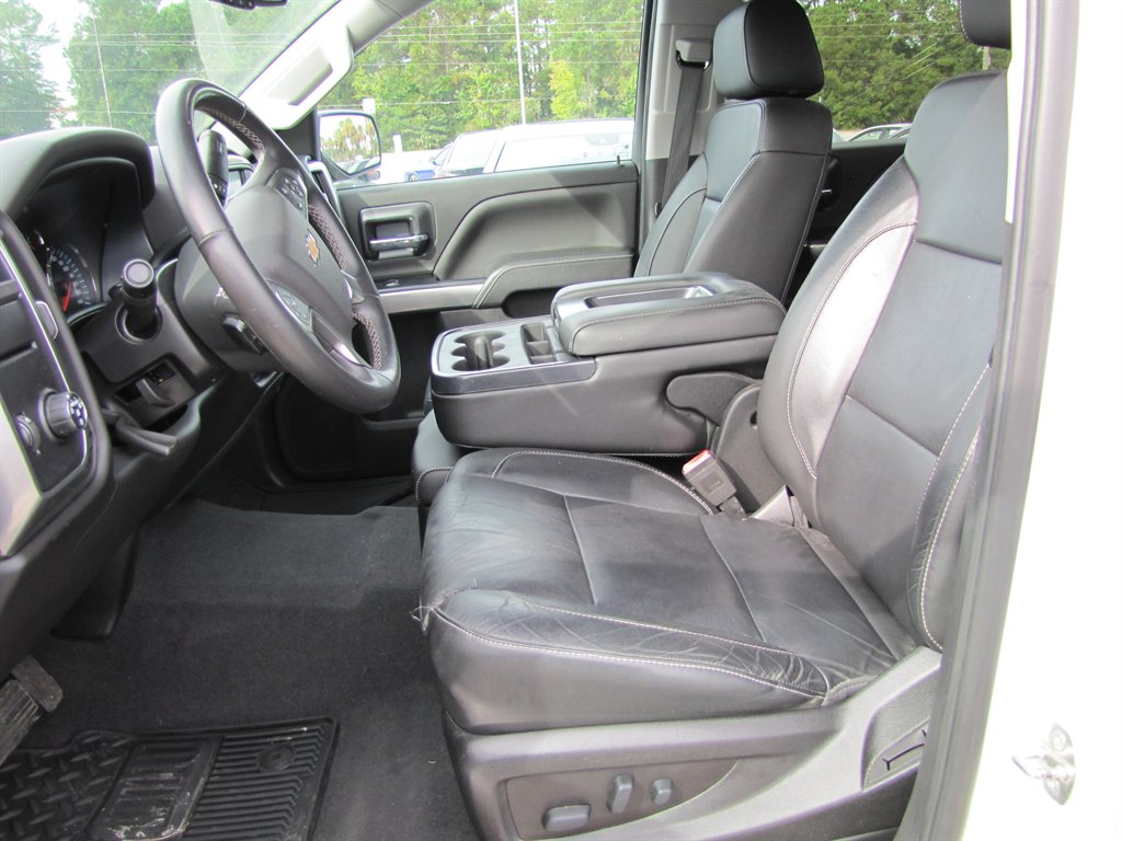 2018 Chevrolet Silverado - $17,995