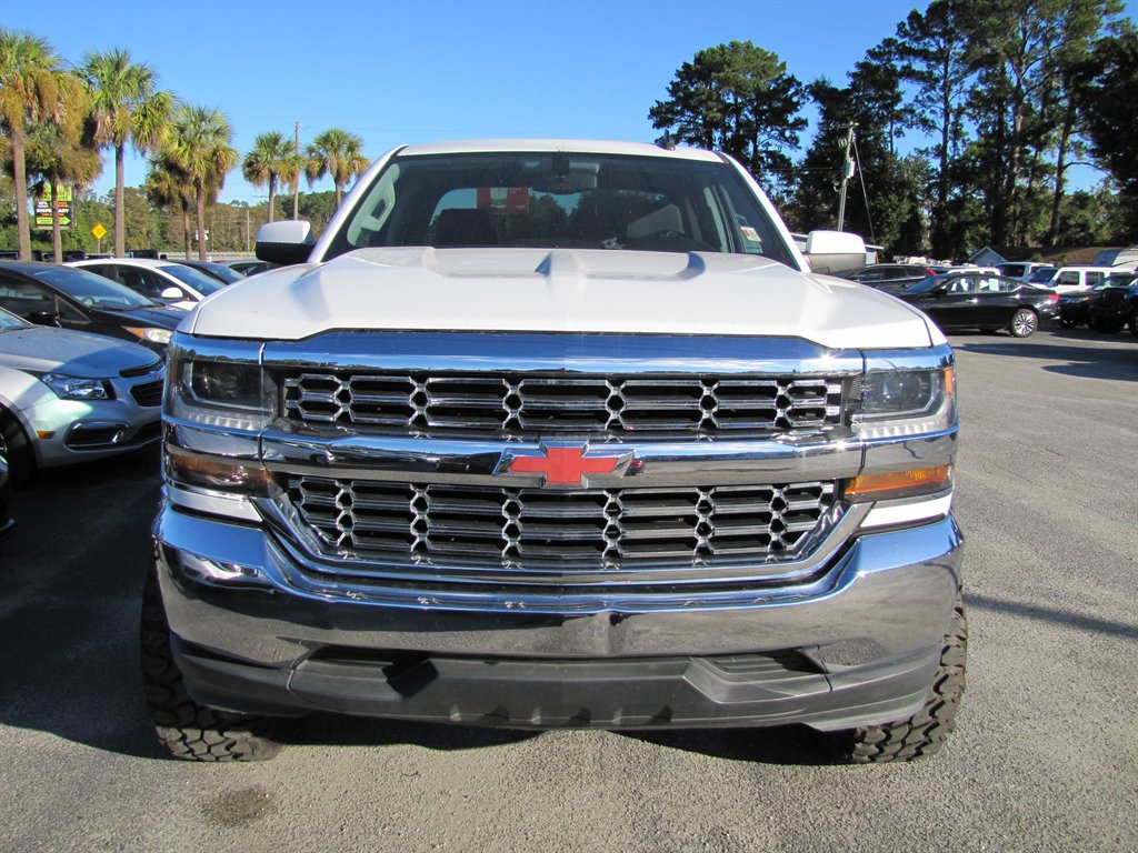 2018 Chevrolet Silverado - $21,995