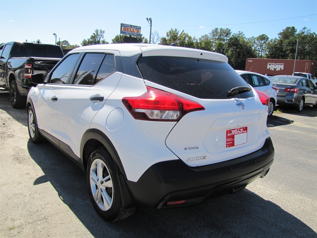 2020 Nissan Kicks - $9,995