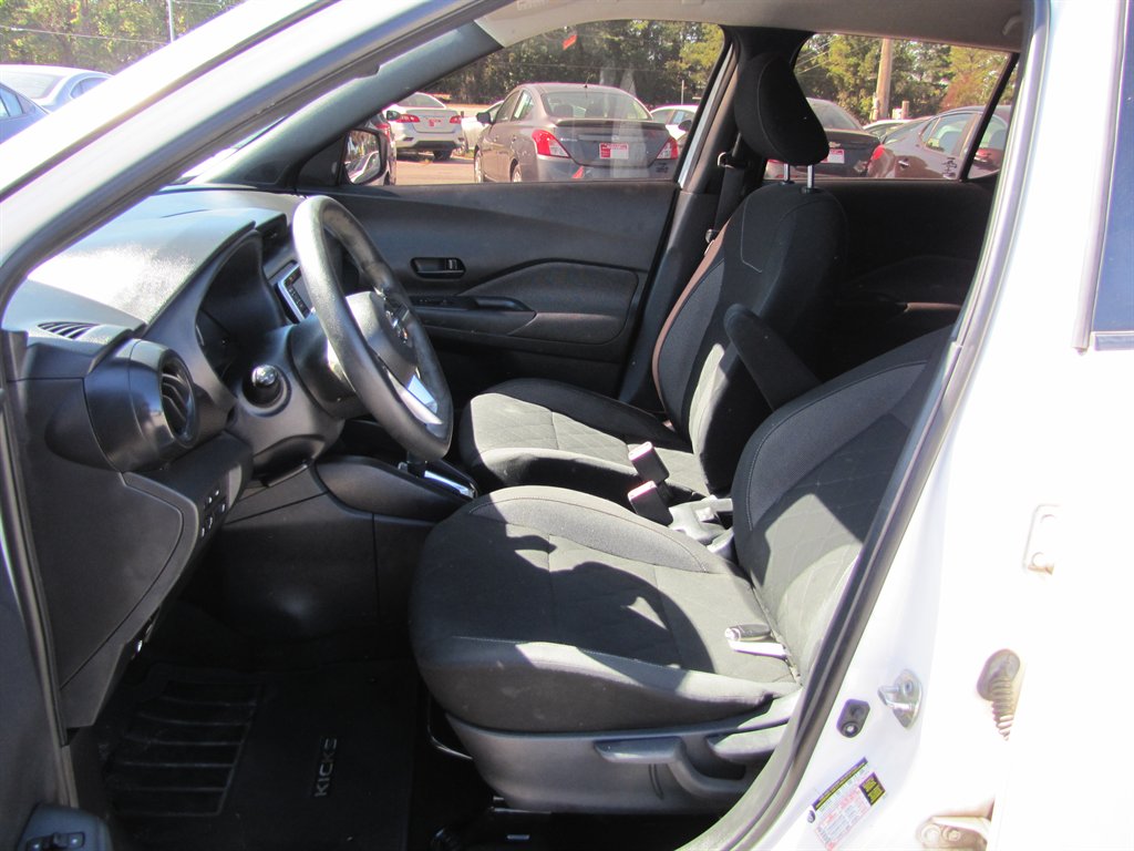 2020 Nissan Kicks - $9,995