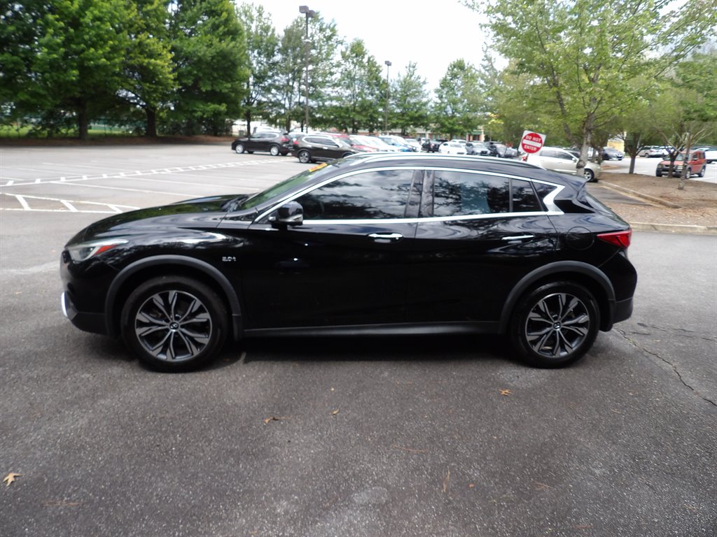 2019 INFINITI QX30