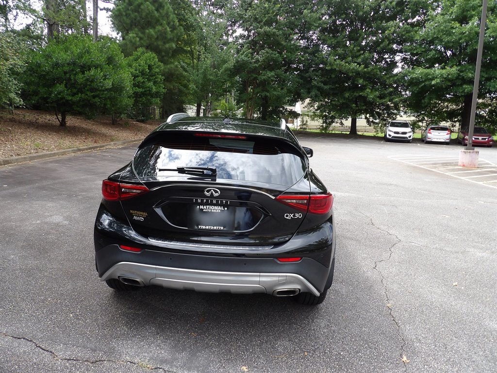 2019 INFINITI QX30