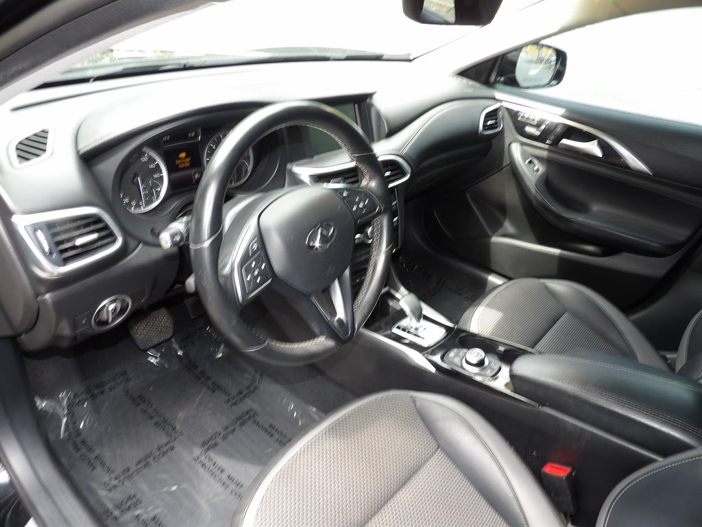 2019 INFINITI QX30