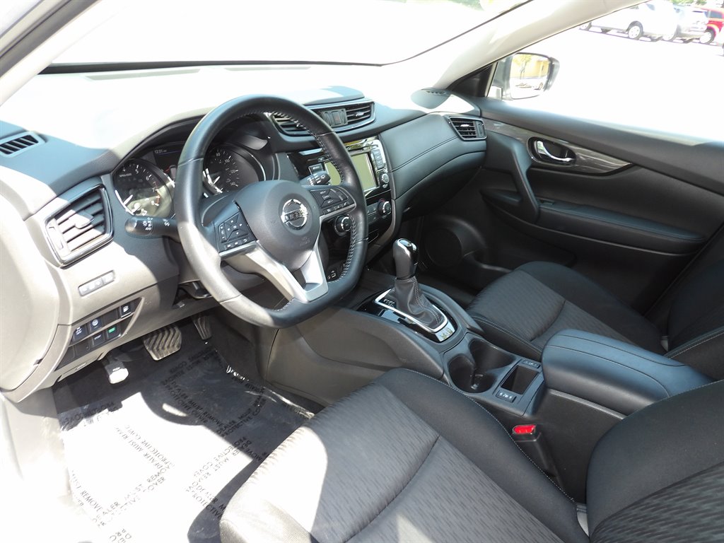 2020 Nissan Rogue