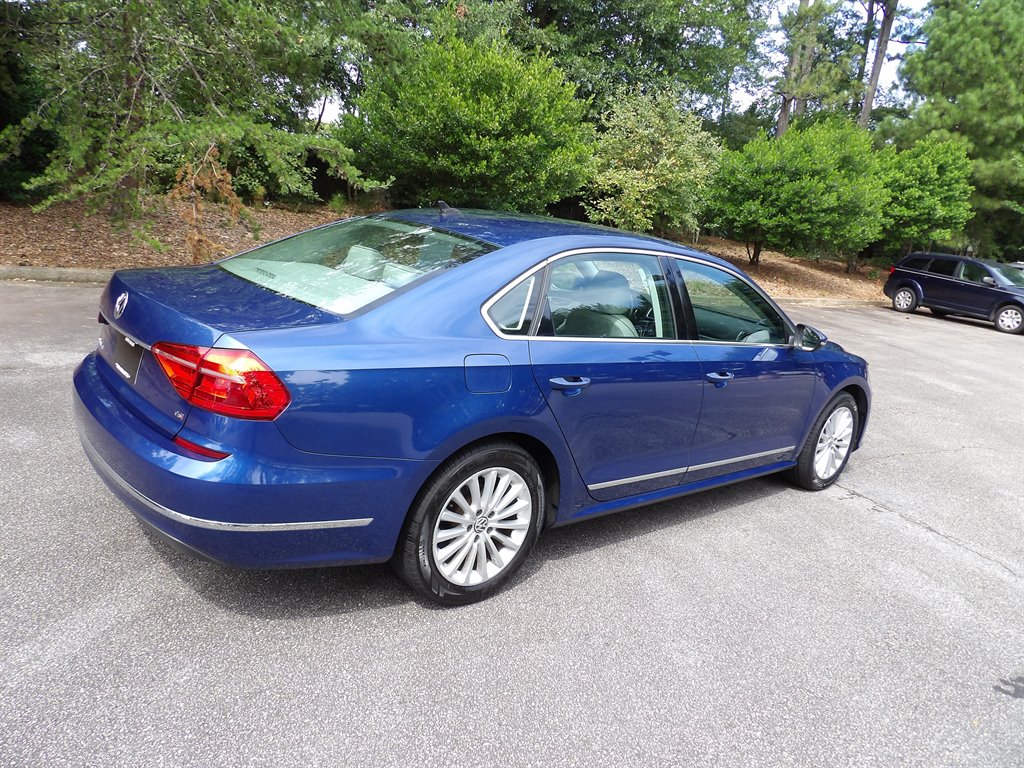 2016 Volkswagen Passat