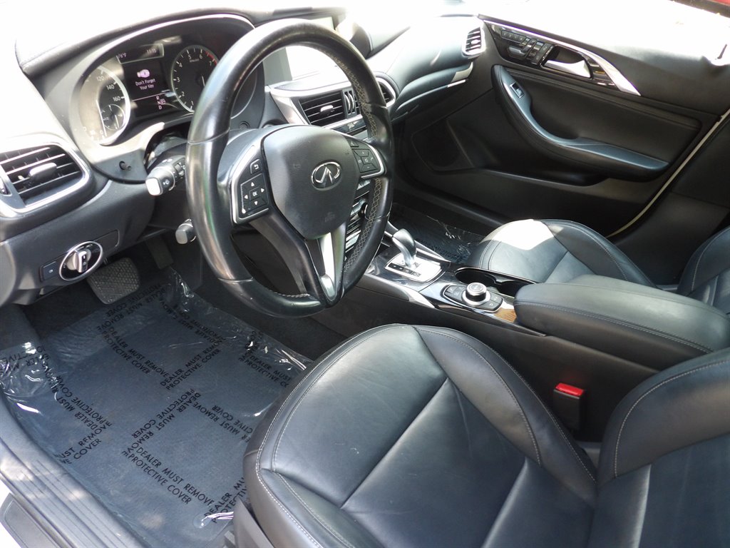 2018 INFINITI QX30