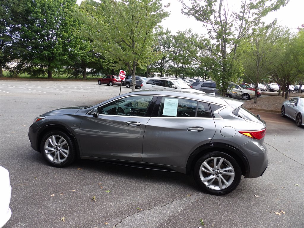 2018 INFINITI QX30