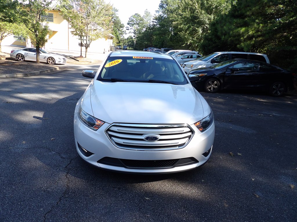 2016 Ford Taurus