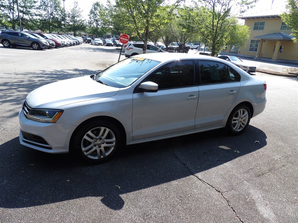2018 Volkswagen Jetta