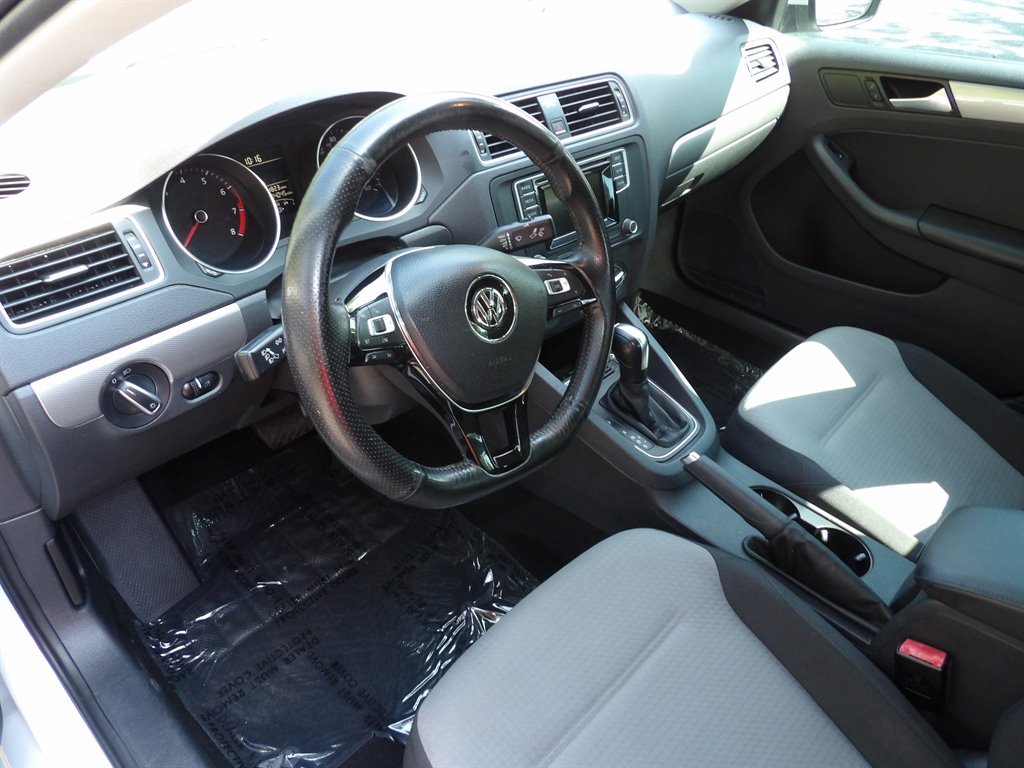 2018 Volkswagen Jetta