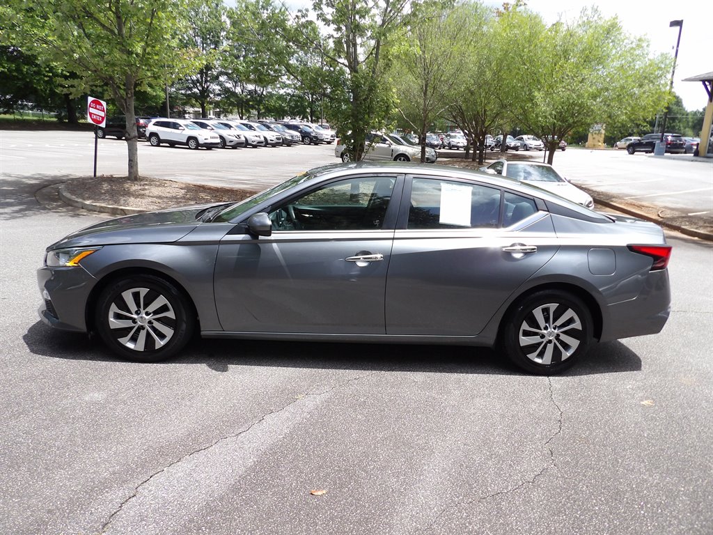 2020 Nissan Altima