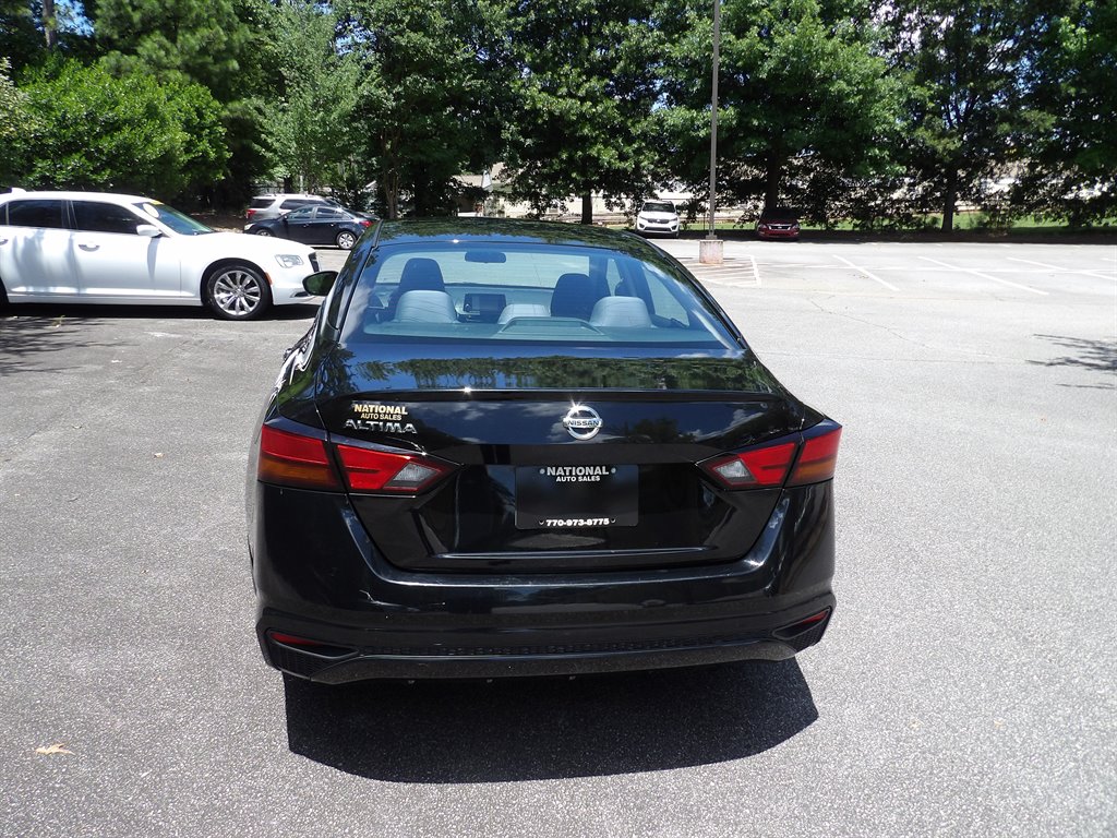 2021 Nissan Altima