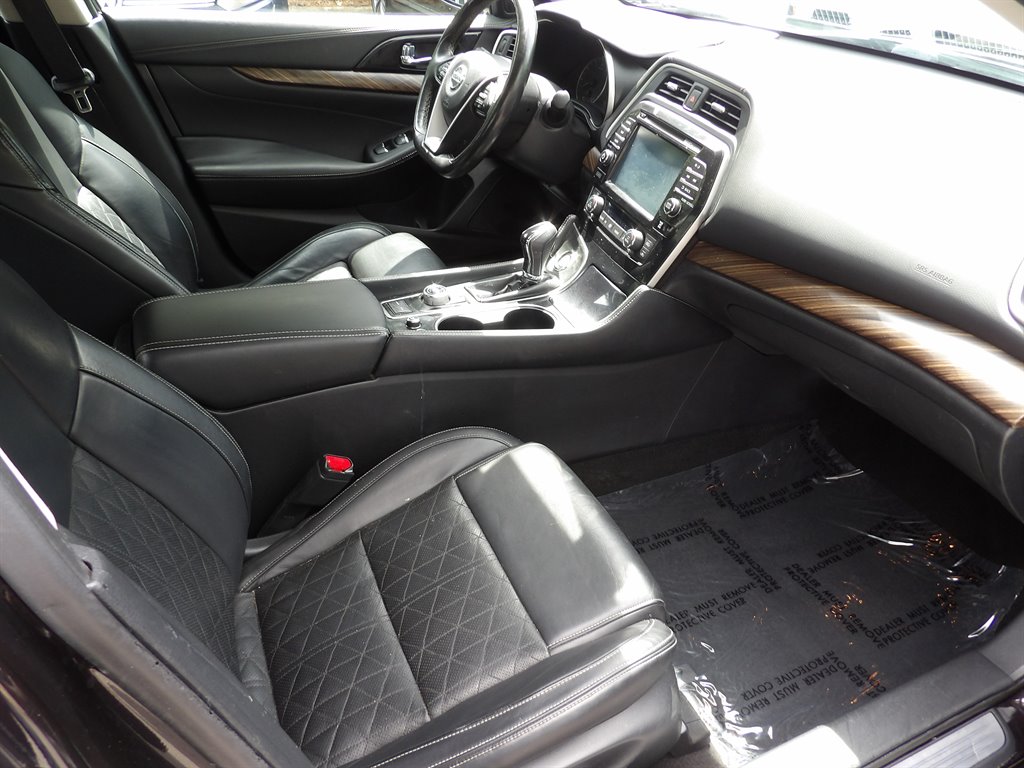 2016 Nissan Maxima