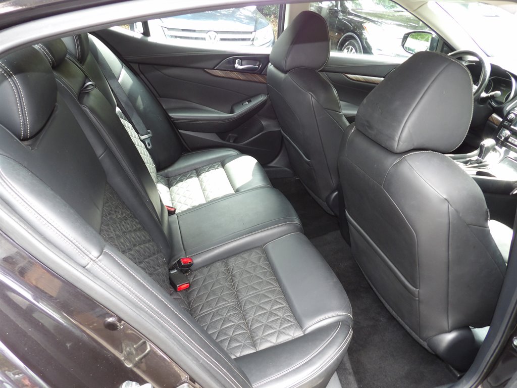 2016 Nissan Maxima