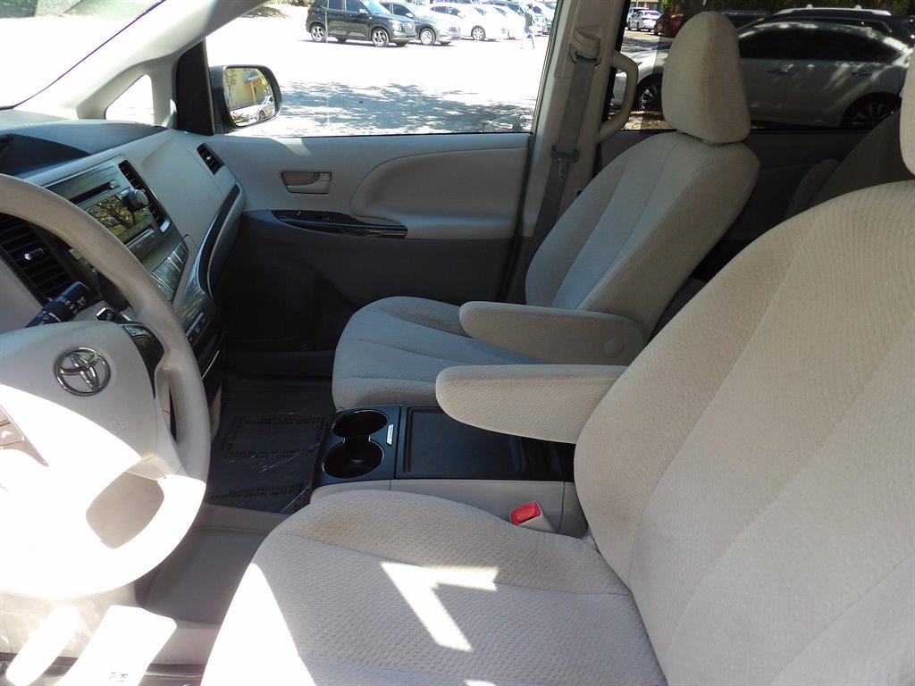 2014 Toyota Sienna