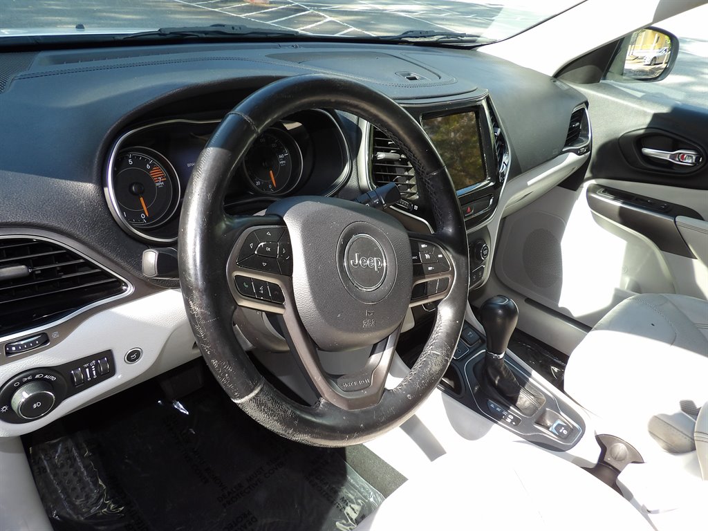 2019 Jeep Cherokee