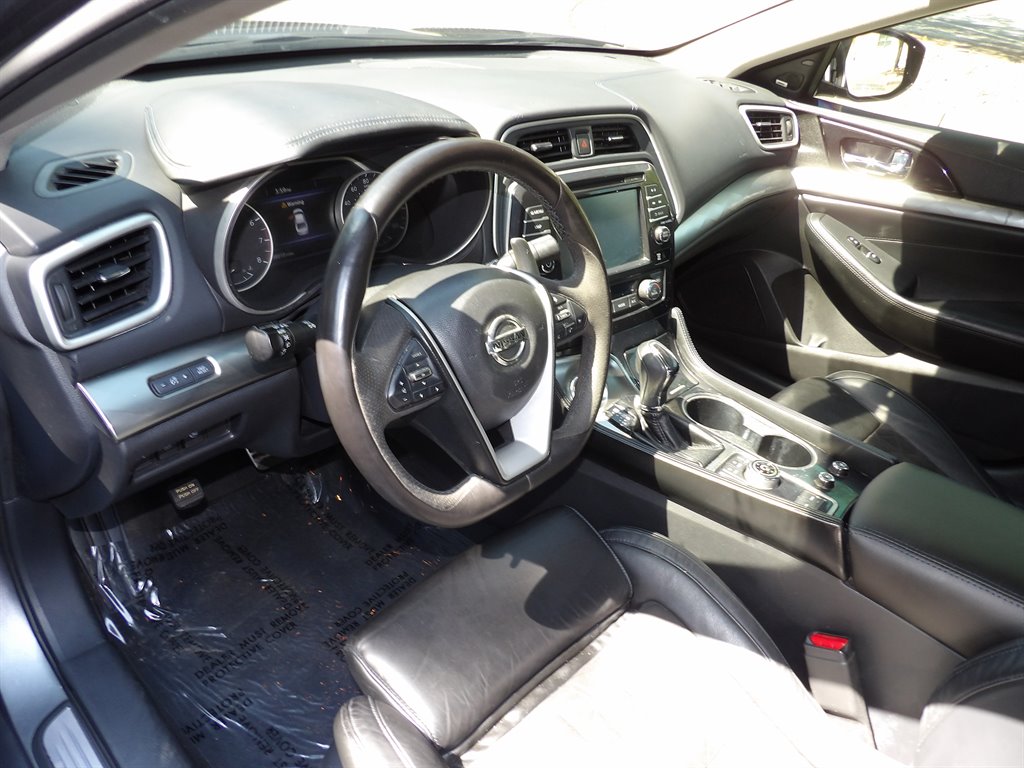 2017 Nissan Maxima