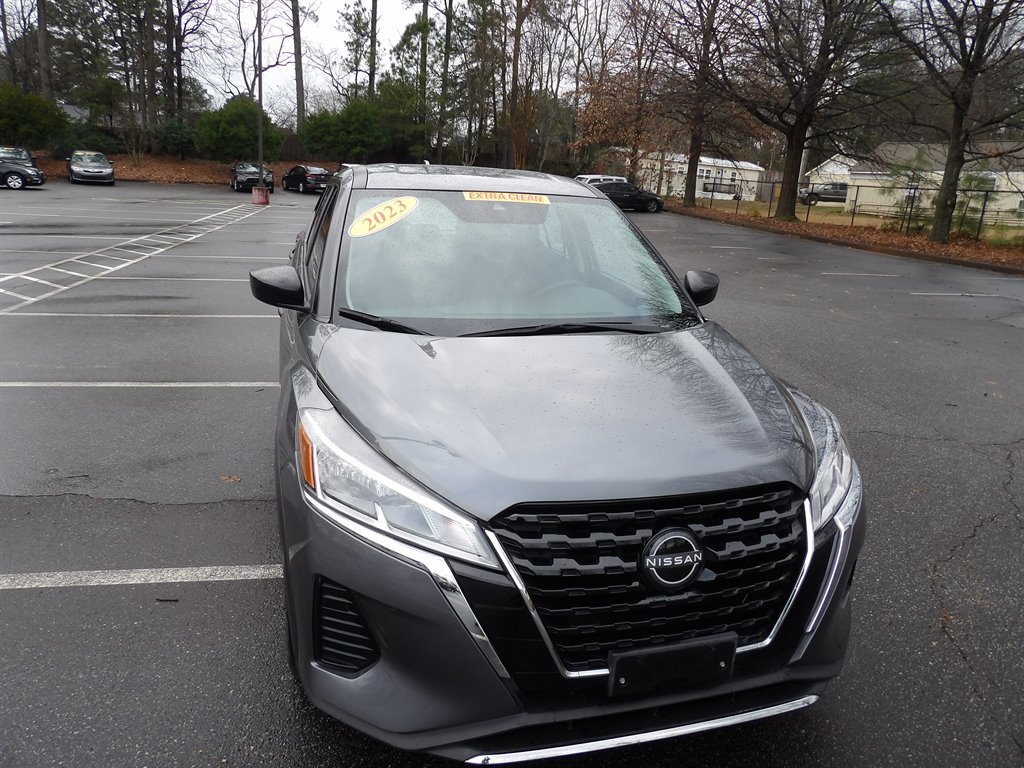 2023 Nissan Kicks