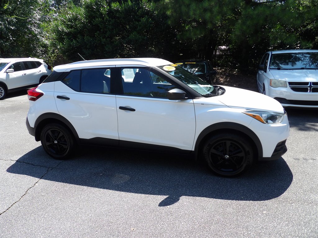 2019 Nissan Kicks