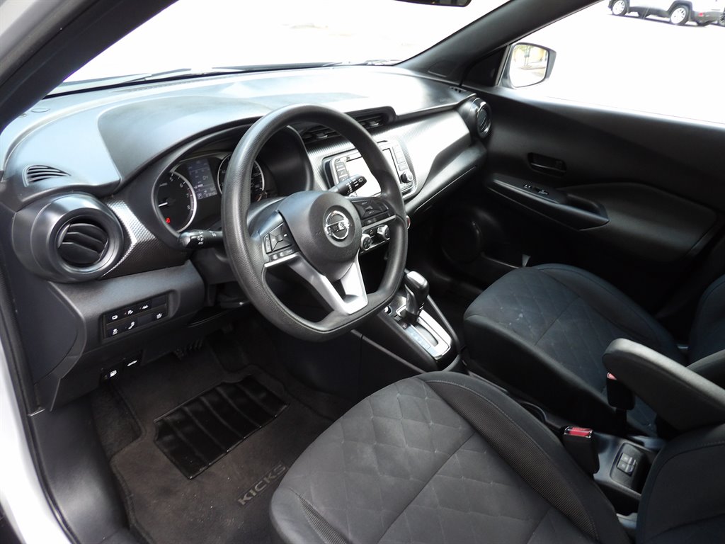 2020 Nissan Kicks