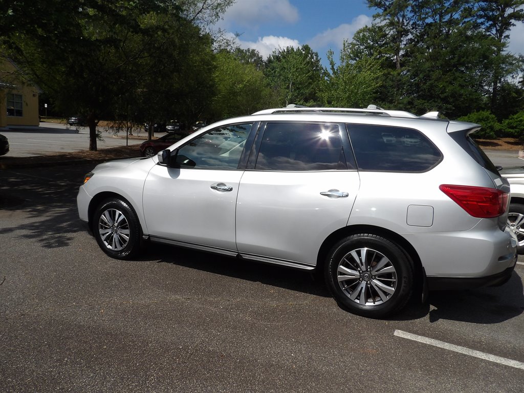 2019 Nissan Pathfinder