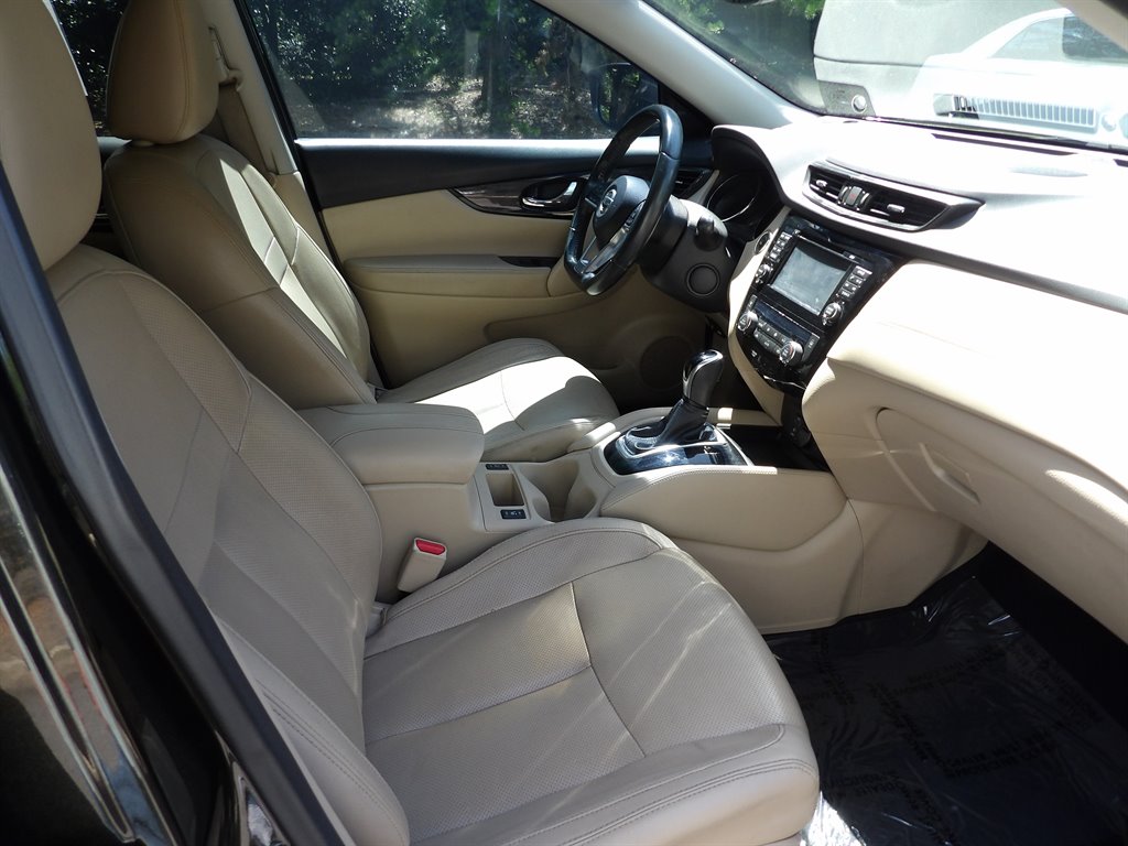 2017 Nissan Rogue