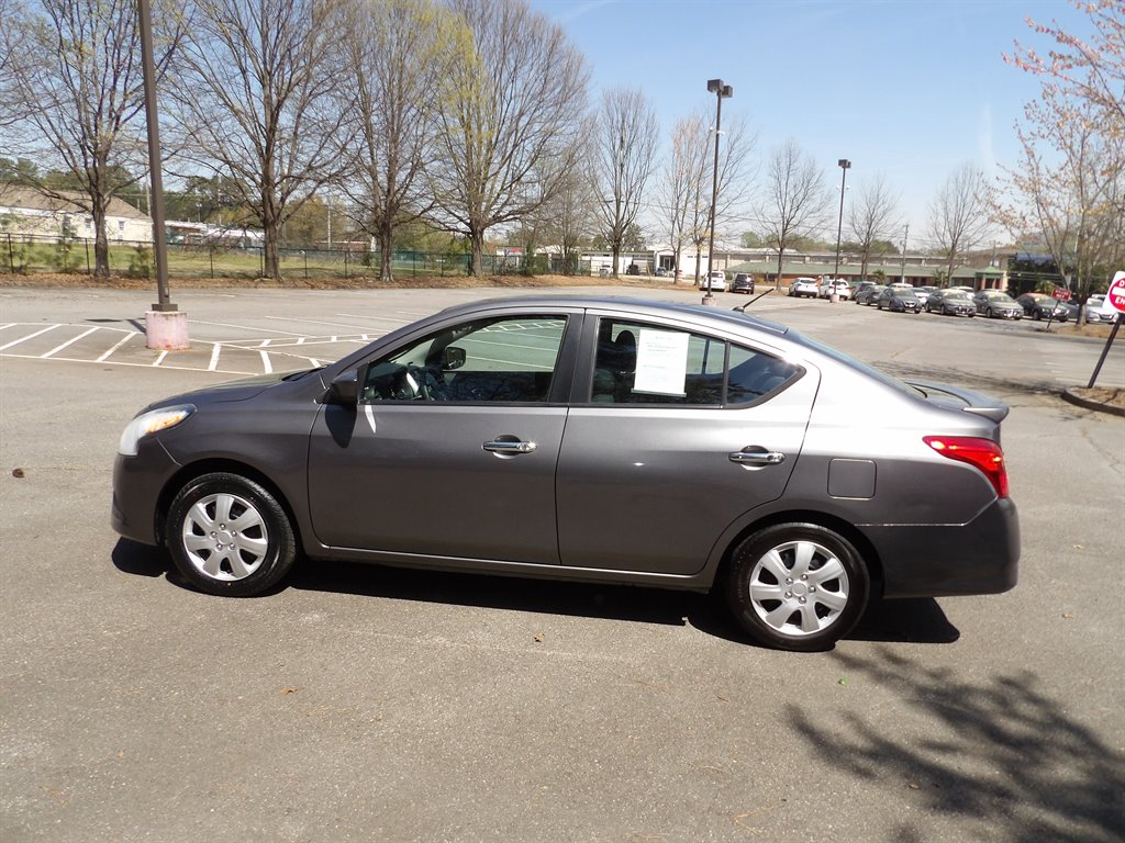 2016 Nissan Versa