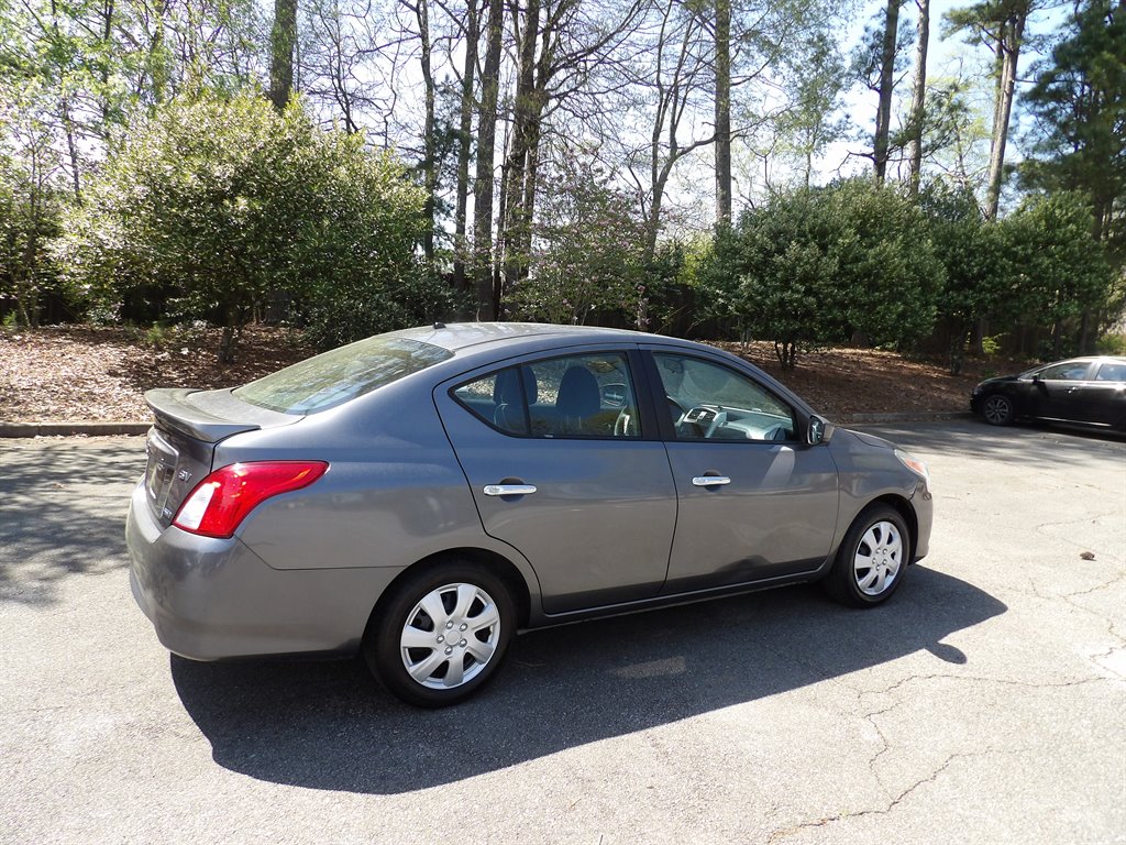 2016 Nissan Versa