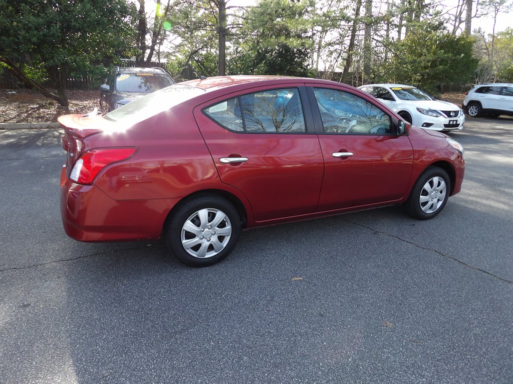 2018 Nissan Versa